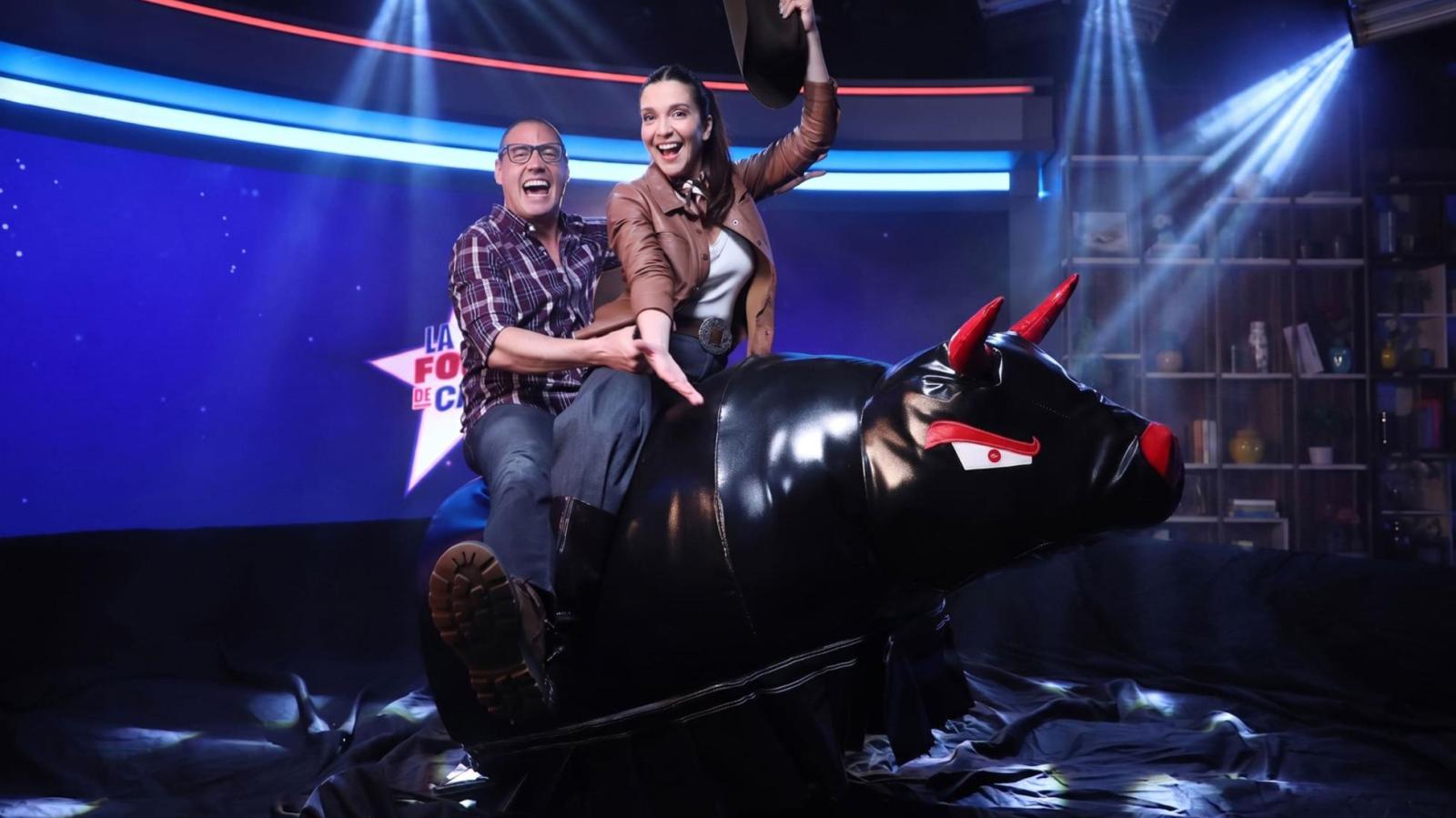 Los animadores de "La gran fonda de Chile" / Canal 13