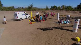 Impactante accidente deja tres lesionados en el reality Vecinos al límite: equipo médico y de producción tuvo que intervenir