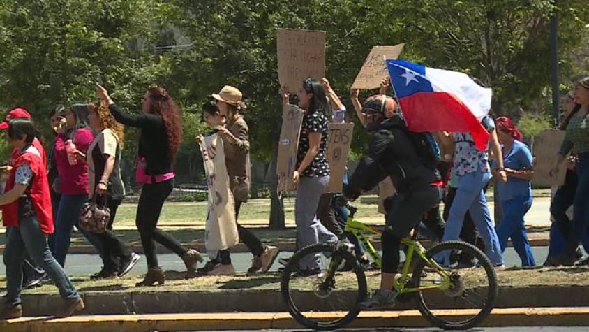 Conversando con la ciudadanía en Plaza Italia