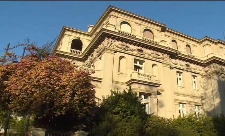 El alucinante Palacio Bruna (2013)