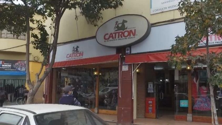 Una tienda de trajes de huaso y juegos en San Diego