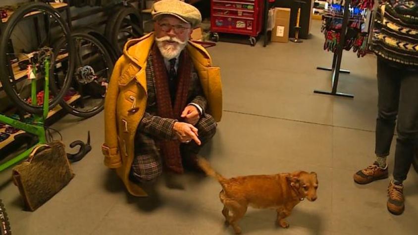 Una perrita que ladra de una forma muy particular