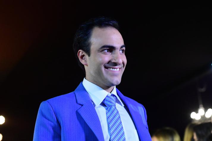 ¡Todos boquiabiertos! Gabriel Cañas demostró que tiene una impresionante voz en programa de 13C