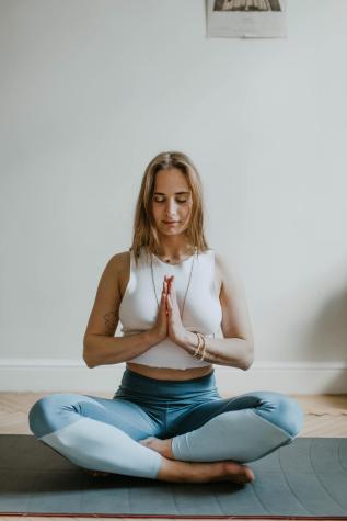 Haz yoga, tu salud mental y la ciencia te lo van a agradecer 
