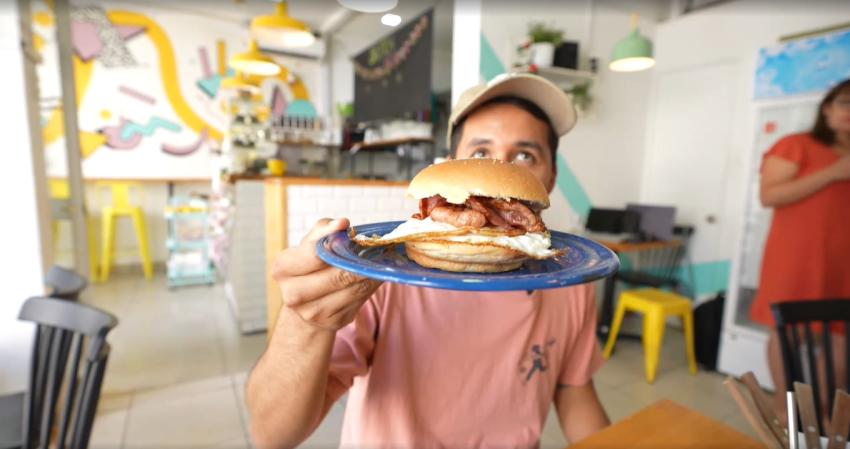Sigue el recorrido de Eliseo Mella de “Tostados” por los mejores brunch de esta temporada
