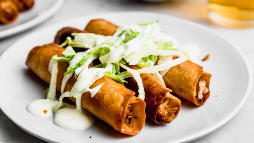 Flautas de pollo