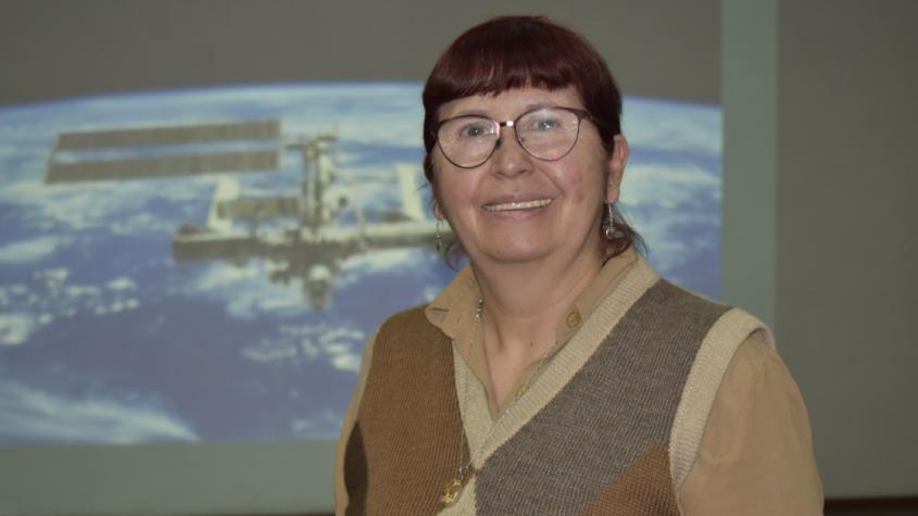 Científica chilena lidera estudio que enviará microorganismos al espacio exterior