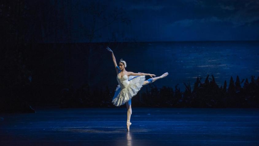 Municipal de Santiago anuncia el ascenso de tres bailarines del Ballet de Santiago para su Temporada 2025