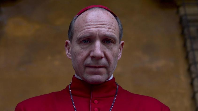 Cónclave: Esta es la destacada película de Ralph Fiennes que desvela las intrigas del Vaticano 