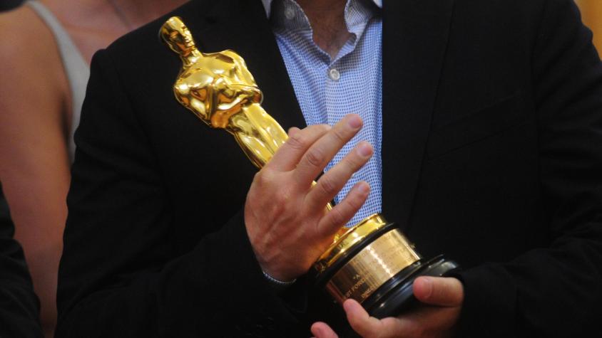 Estatuilla de Premio Oscar de "Una mujer fantástica". Créditos: Agencia Uno.