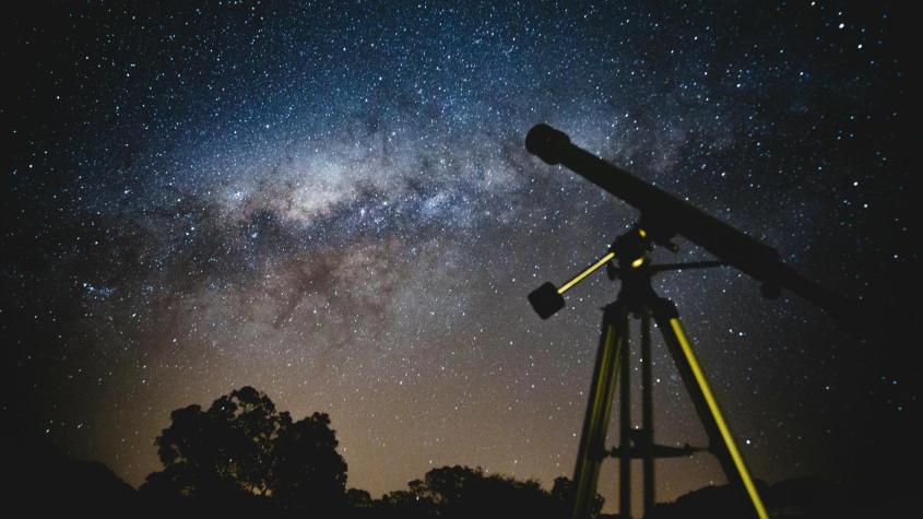Telescopio. Créditos: Pexels. 