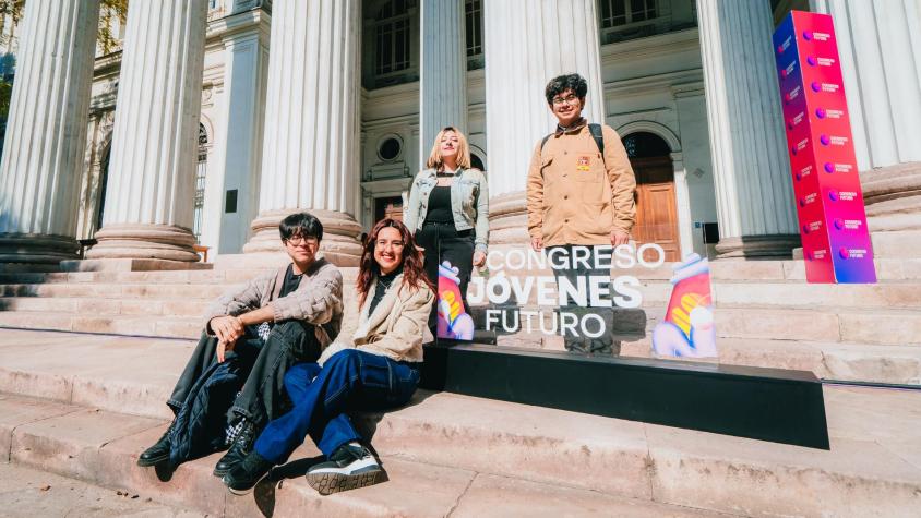 Menos algoritmo, más conversación: Congreso Futuro invita a jóvenes a evento gratuito en Matucana 100.