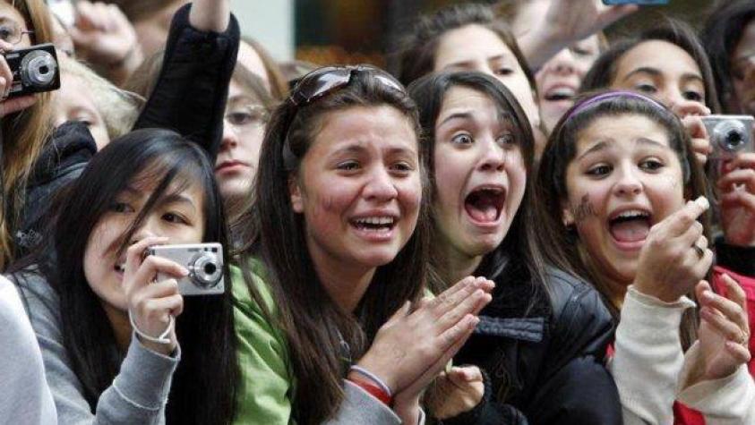 Fans de Justin Bieber acampan para concierto en México