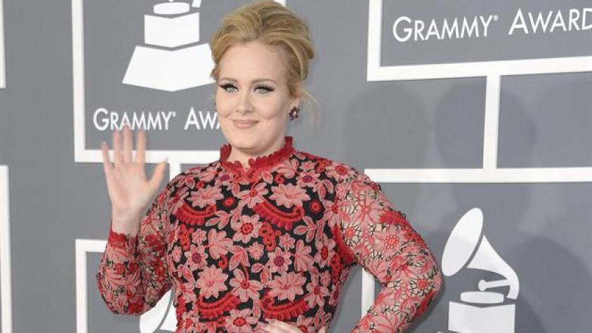 Niña protagoniza espectacular imitación de Adele