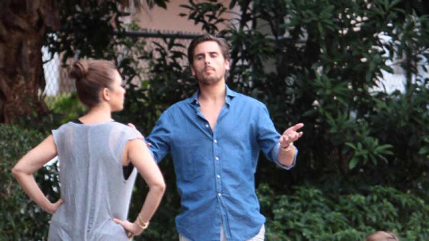 Kourtney Kardashian es traicionada por Scott y conocida amiga de la familia