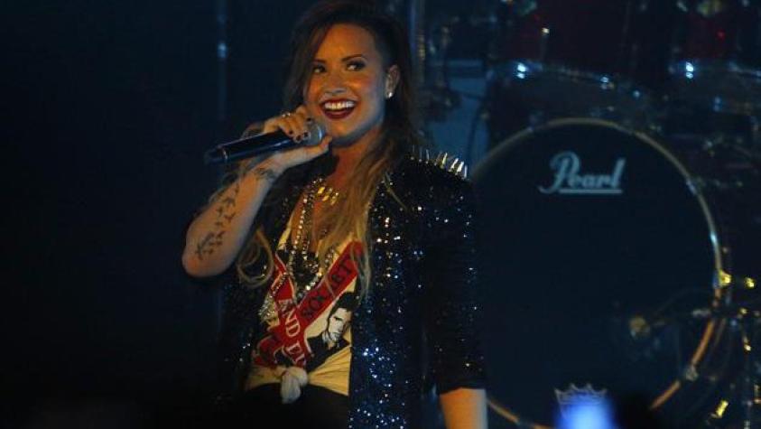Demi Lovato vuelve a sorprender con radical cambio de look