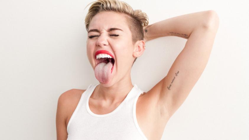 El “twerking” de Miley Cyrus ahora incluye monos