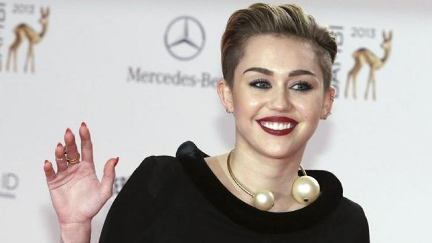 Miley Cyrus planea fiesta erótica para celebrar su cumpleaños