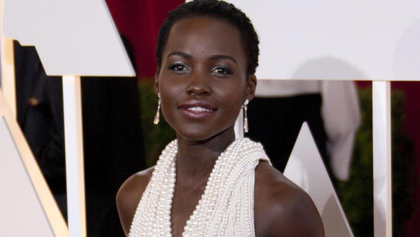 A Lupita Nyong'o le robaron el vestido que usó en los Oscars