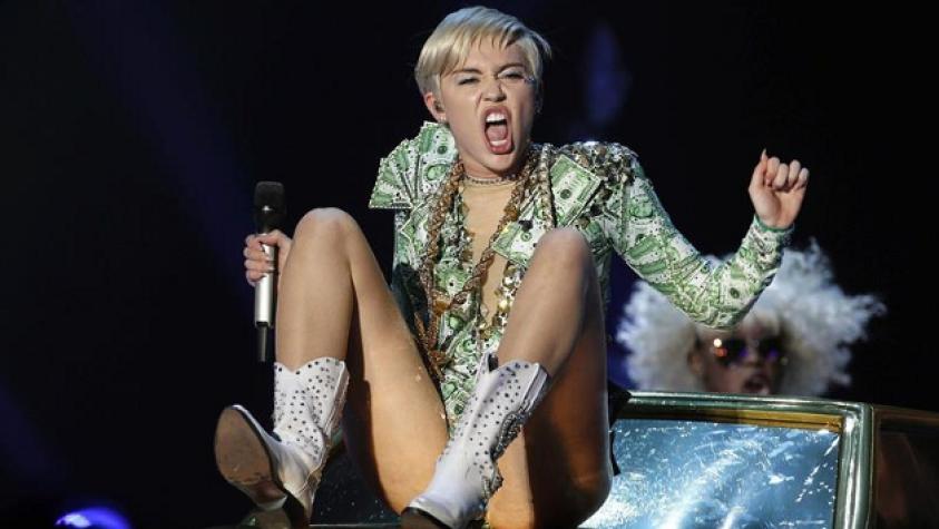 Foto muestra a Miley Cyrus… ¡en Chile!