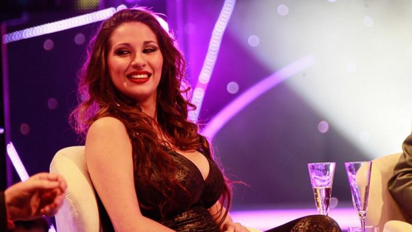 Perla se sometió a cirugía para cambiar su cuerpo