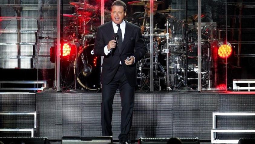 ¡Bochorno! Organizador acusa a Luis Miguel de retrasar concierto por estar “emborrachándose”