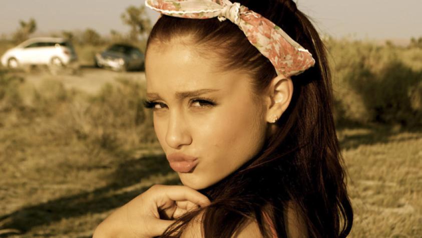 Acusan de plagio a Ariana Grande