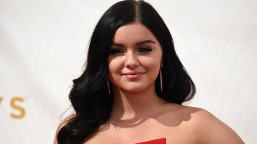 Actriz de "Modern Family" luce su nueva figura en la alfombra roja