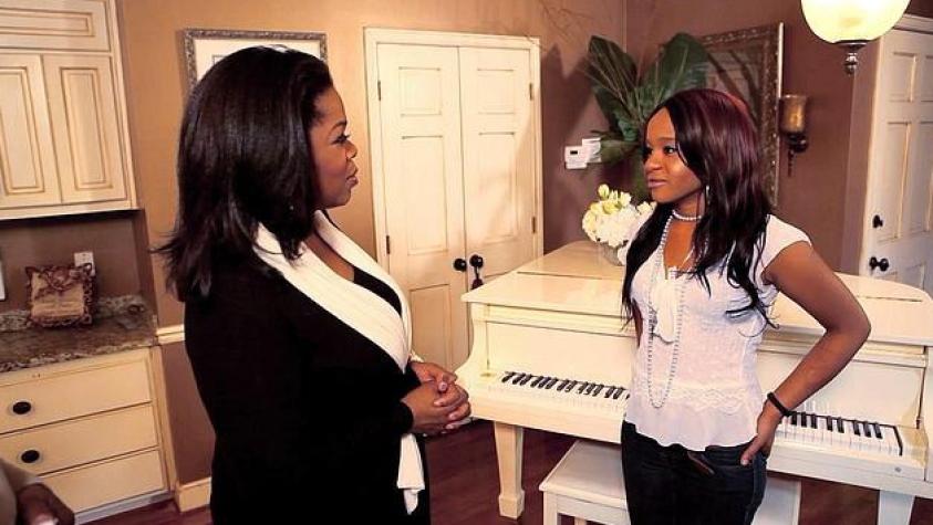 Hija de Whitney Houston: "Todavía escucho su voz"