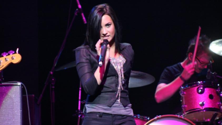 ¿Demi Lovato abandonó Twitter?