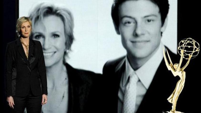 Homenaje a Cory Monteith en premios Emmy es blanco de críticas