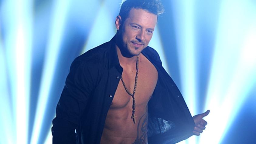 Fabricio muestra la tonificada pancita de Mariela Román embarazada