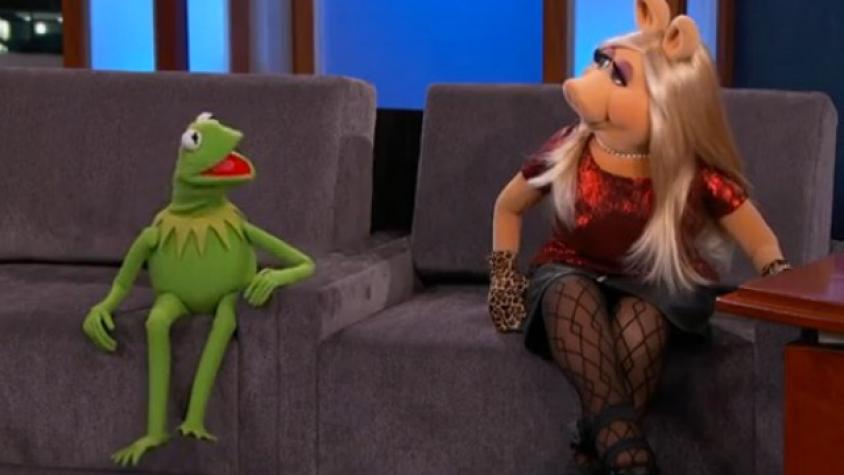 Acalorada discusión entre la rana René y su ex Miss Piggy marcó show de Jimmy Kimmel