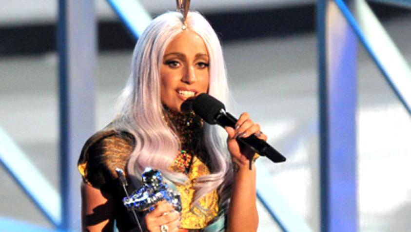 ¿Lady Gaga quiere probar nuevas cosas en la intimidad?