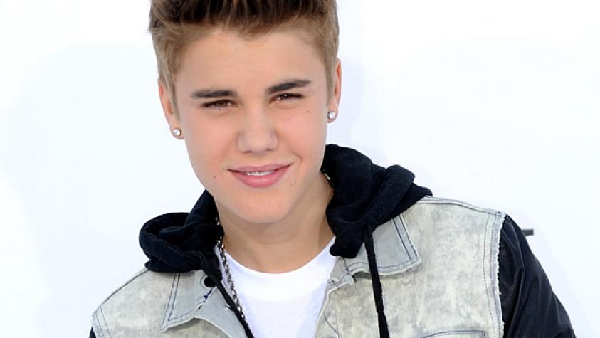 Justin Bieber sufrió conmoción cerebral durante recital en París
