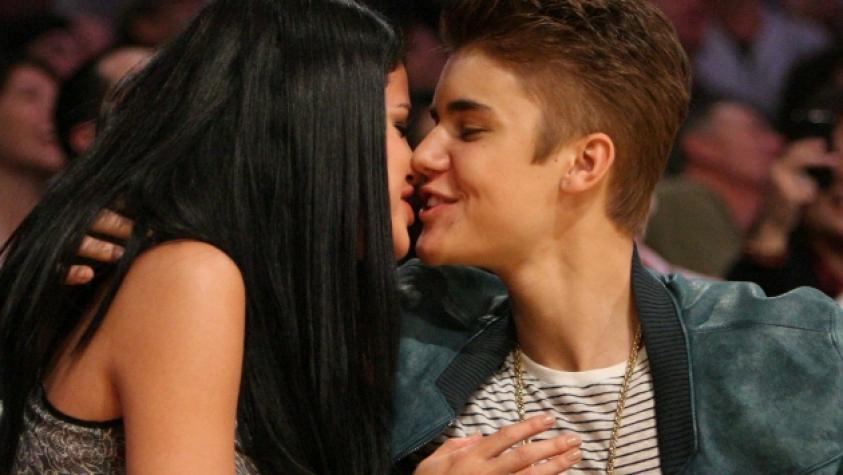Selena Gomez bloqueo a Justin Bieber de su vida