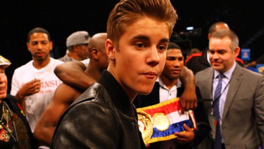 Justin Bieber sorprendió en pelea de Box