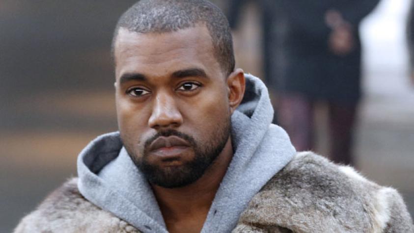 Kanye West interrumpe con desfile en el NYFW