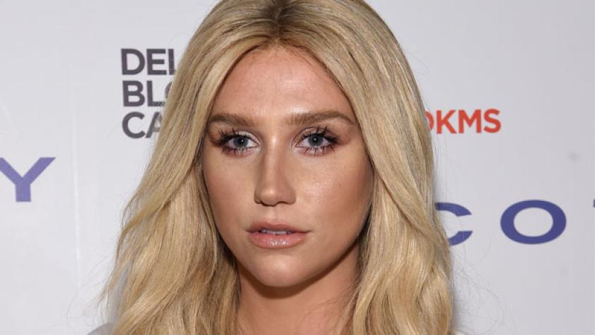 Kesha lucha por resucitar su carrera