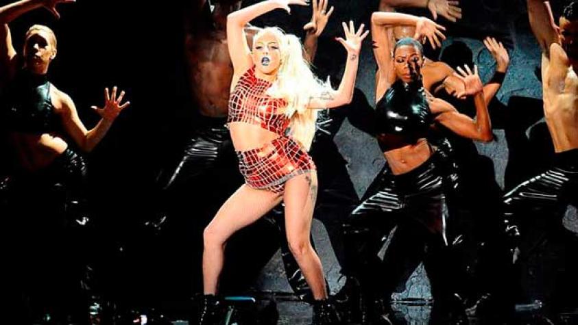Lady Gaga es demandada por asistente personal