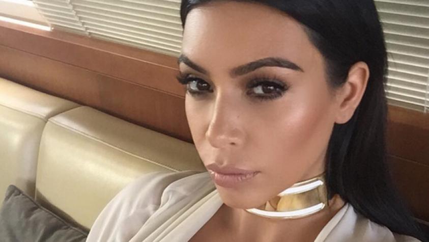 ¡El embarazo le engruesó los labios a Kim Kardashian!