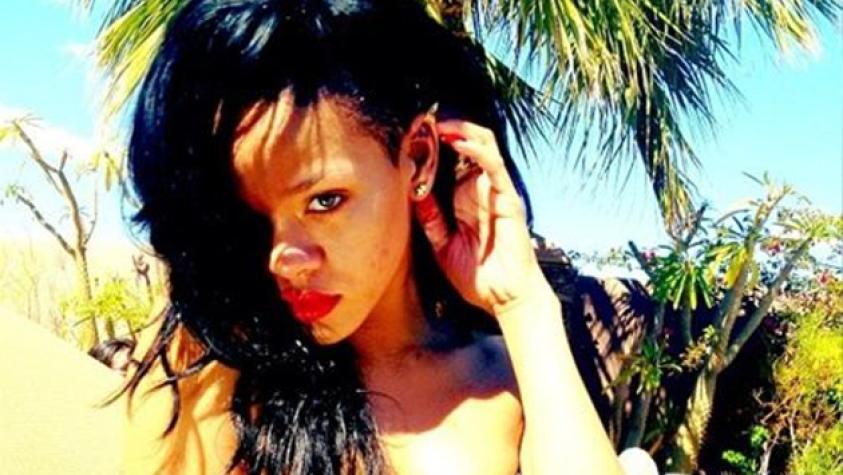 Rihanna se olvida de la polémica y seduce a sus seguidores de Twitter