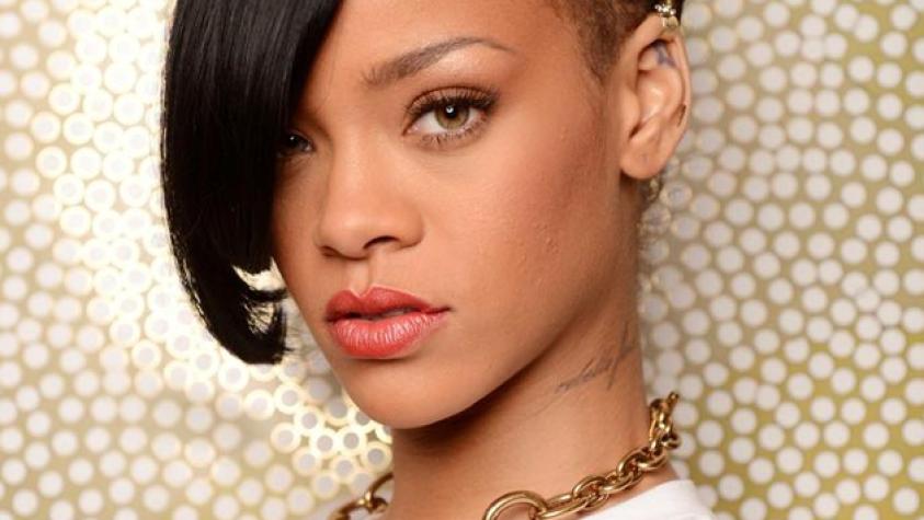 Rihanna y Adele lideran los premios Billboard 2012