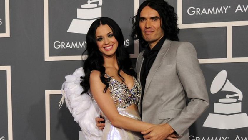 Katy Perry y Russel Brand ya no llevan anillos de matrimonio