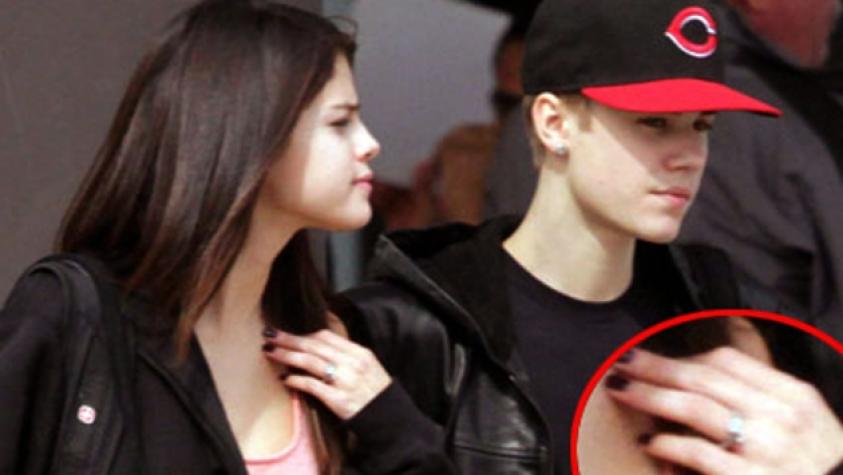 ¡Anillo! ¿Selena Gómez y Justin Bieber comprometidos?