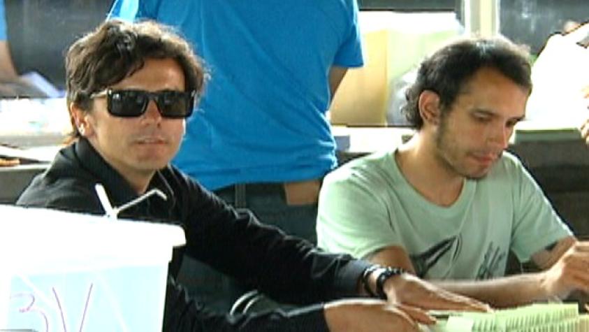 Famosos en la urnas: ¡Revisa la trastienda!