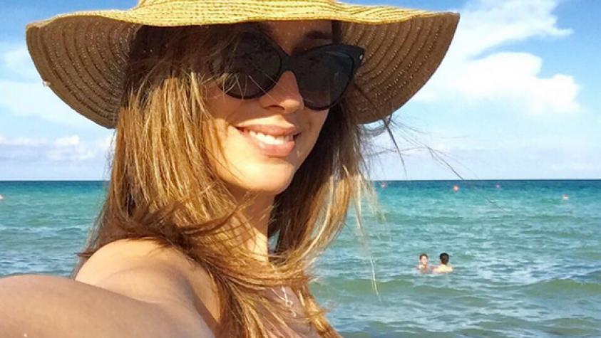 ¡Nada de instructivo fashion! Vane Borghi saluda a sus seguidores con “fotaza” desde la playa