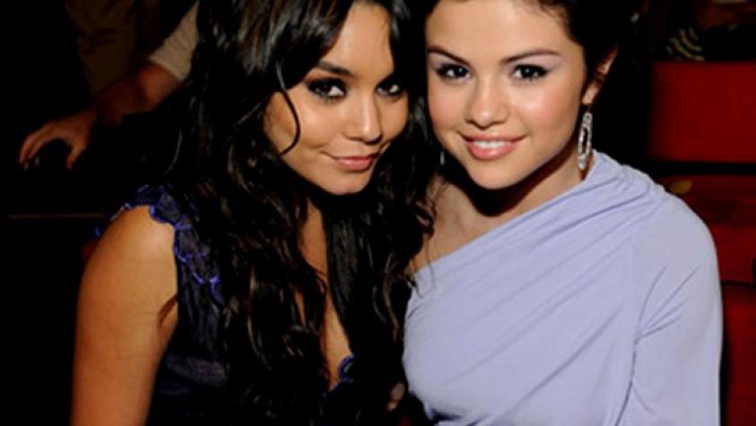 Vanessa Hudgens hace bullying a Selena Gómez