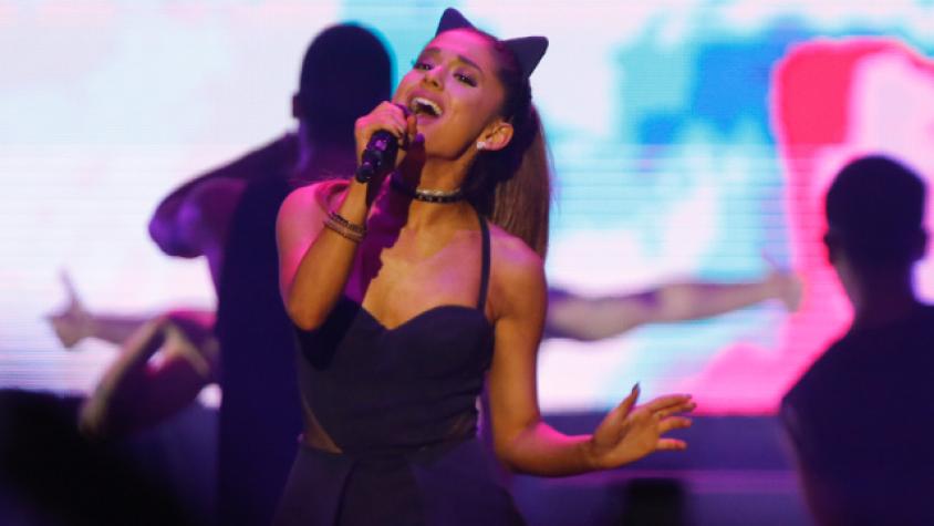 Ariana Grande cantó cerca de 100 minutos ante 12 mil fervientes fans