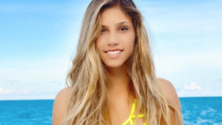 Hija del Chino Ríos se luce en su primer desfile en pasarela